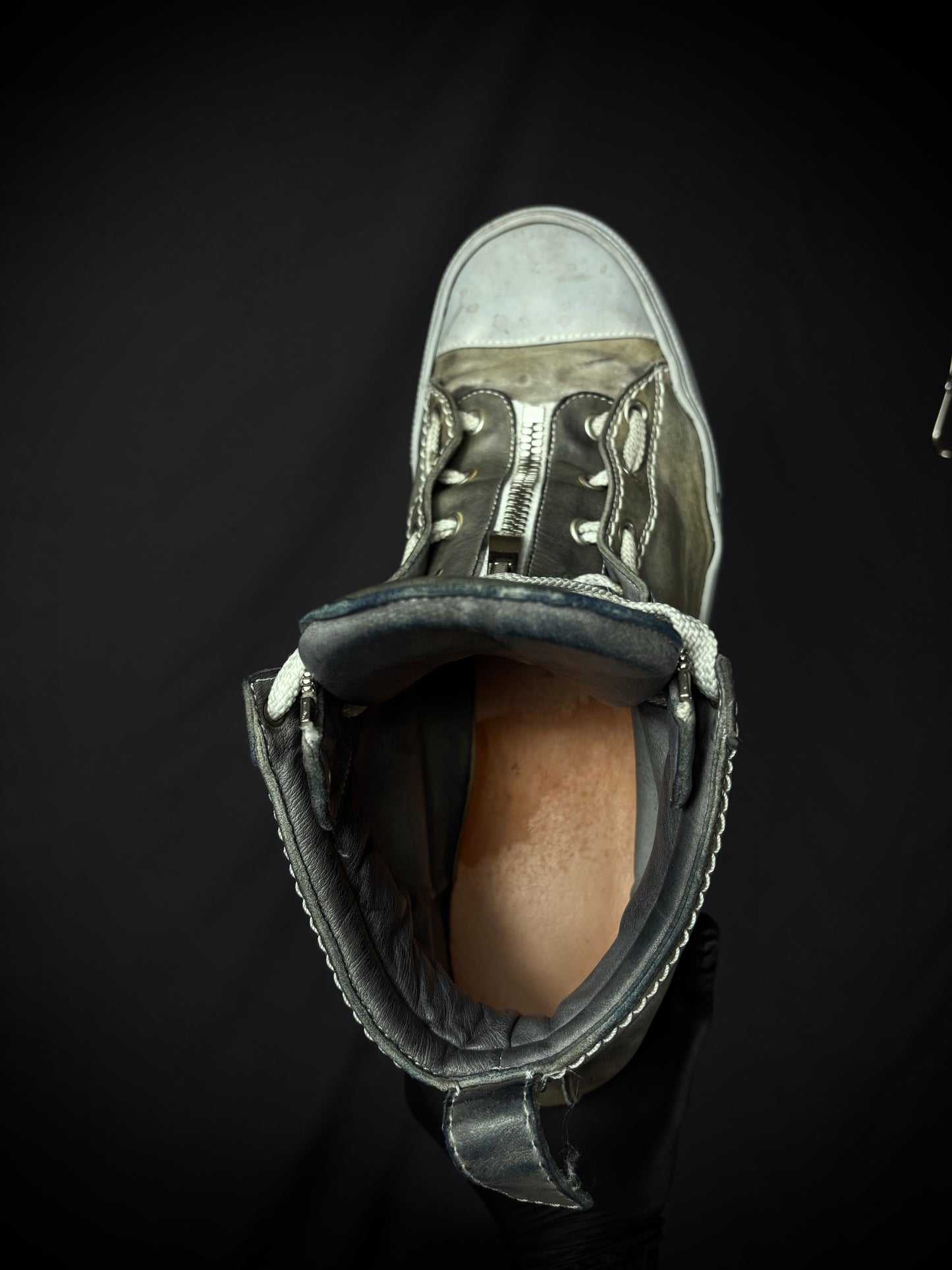 Incarnation Overlock Stitch Horse Leather Sneakers – SS23