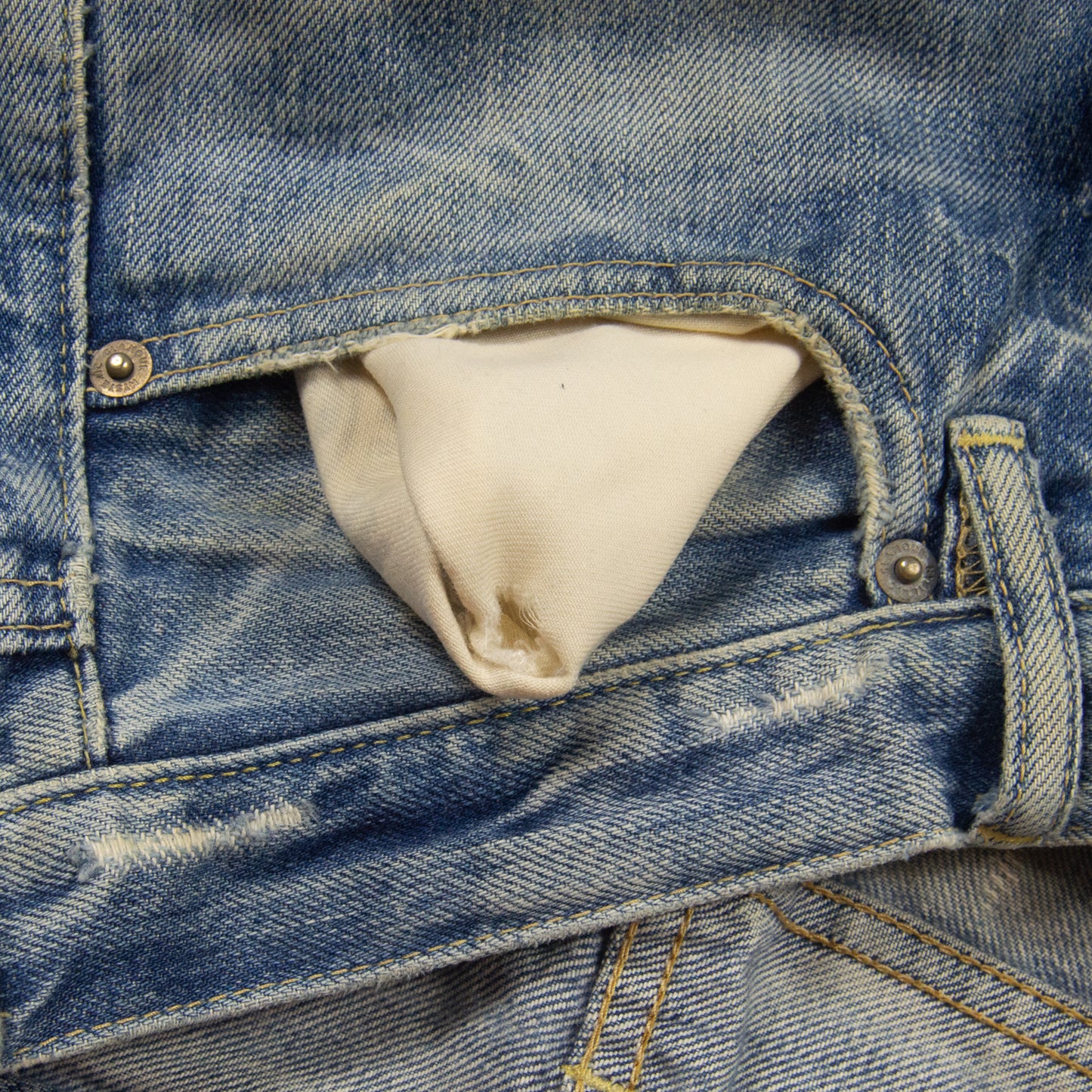 Hysteric Glamour Distressed Denim