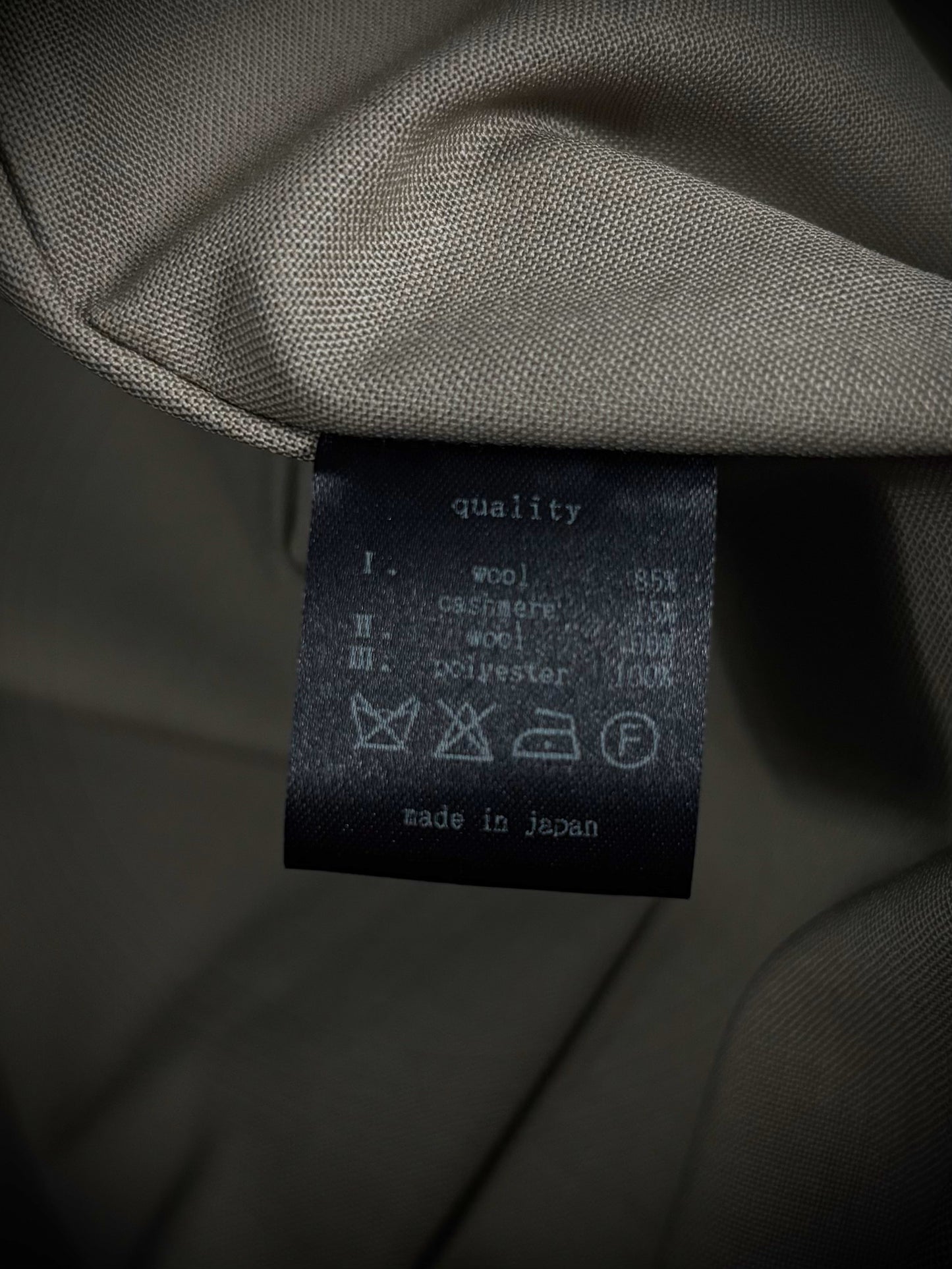 Devoa Anatomic Symmetrical Coat