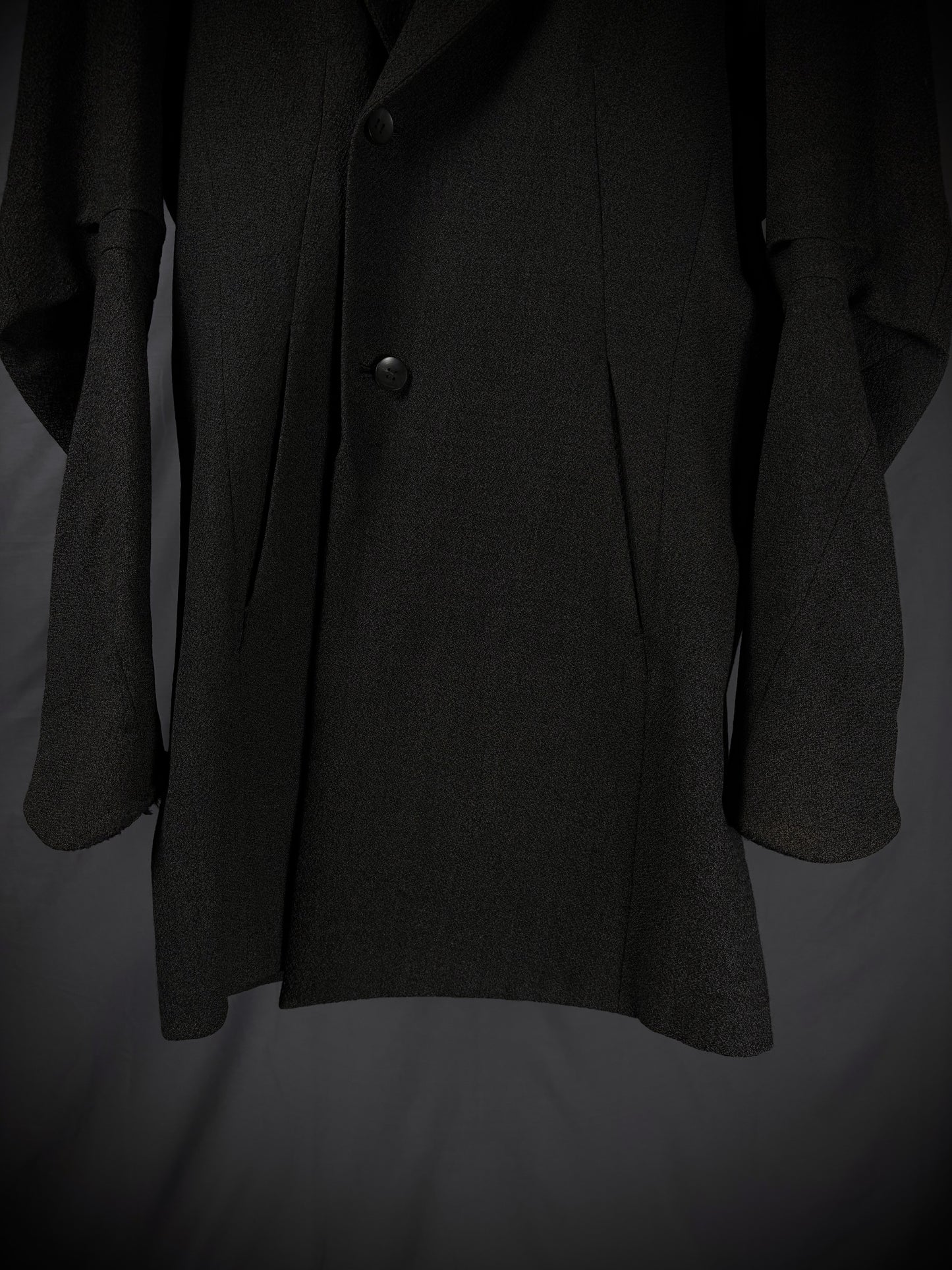 Devoa Anatomic Double-Breasted Hooded Coat
