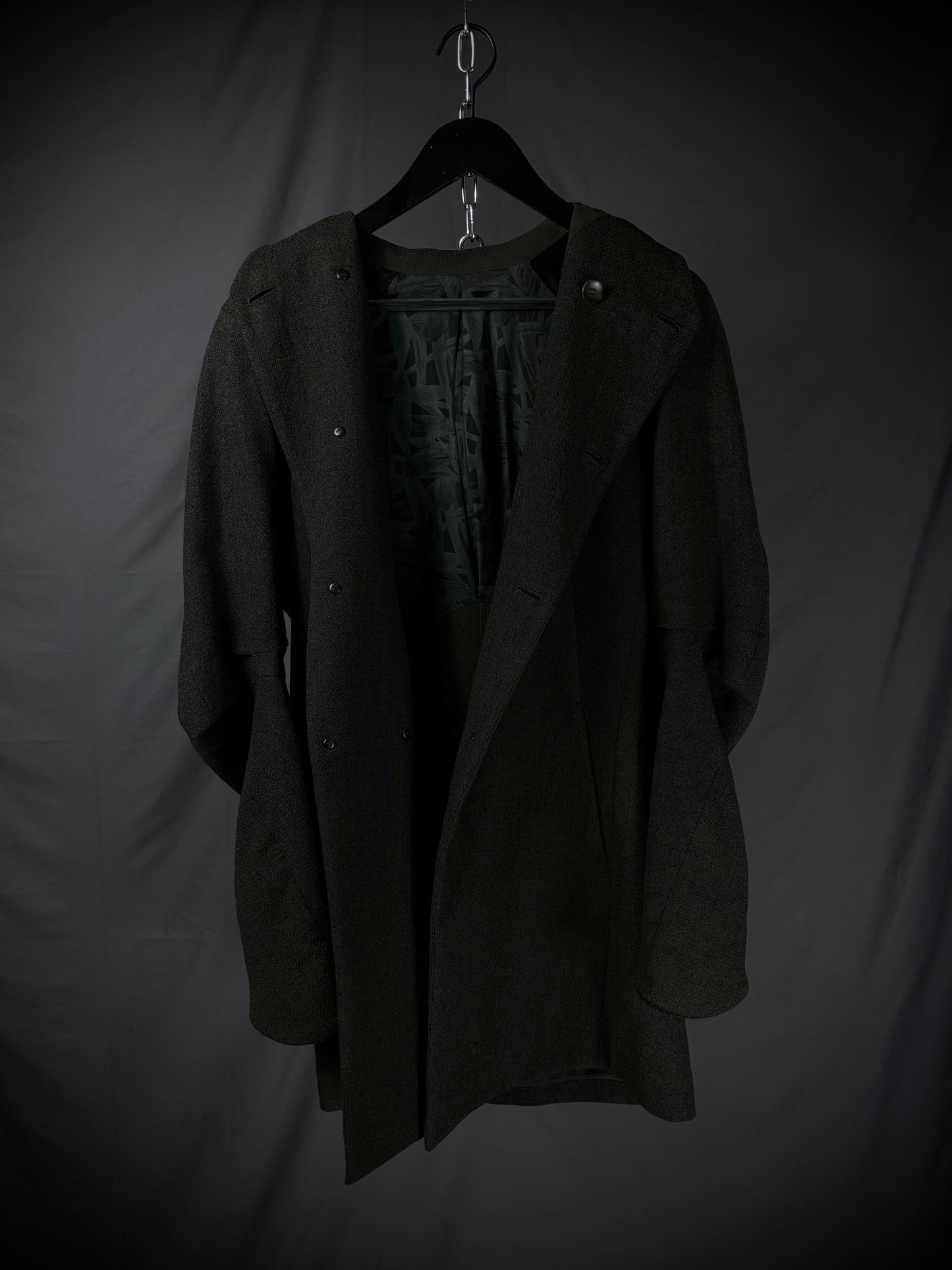 Devoa Anatomic Double-Breasted Hooded Coat