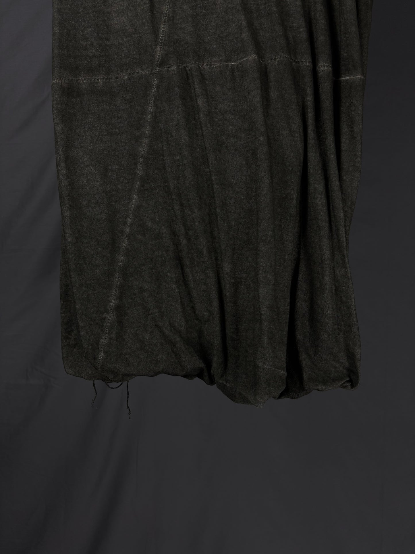 MD75 Anthracite Double Layer Tee – SS26