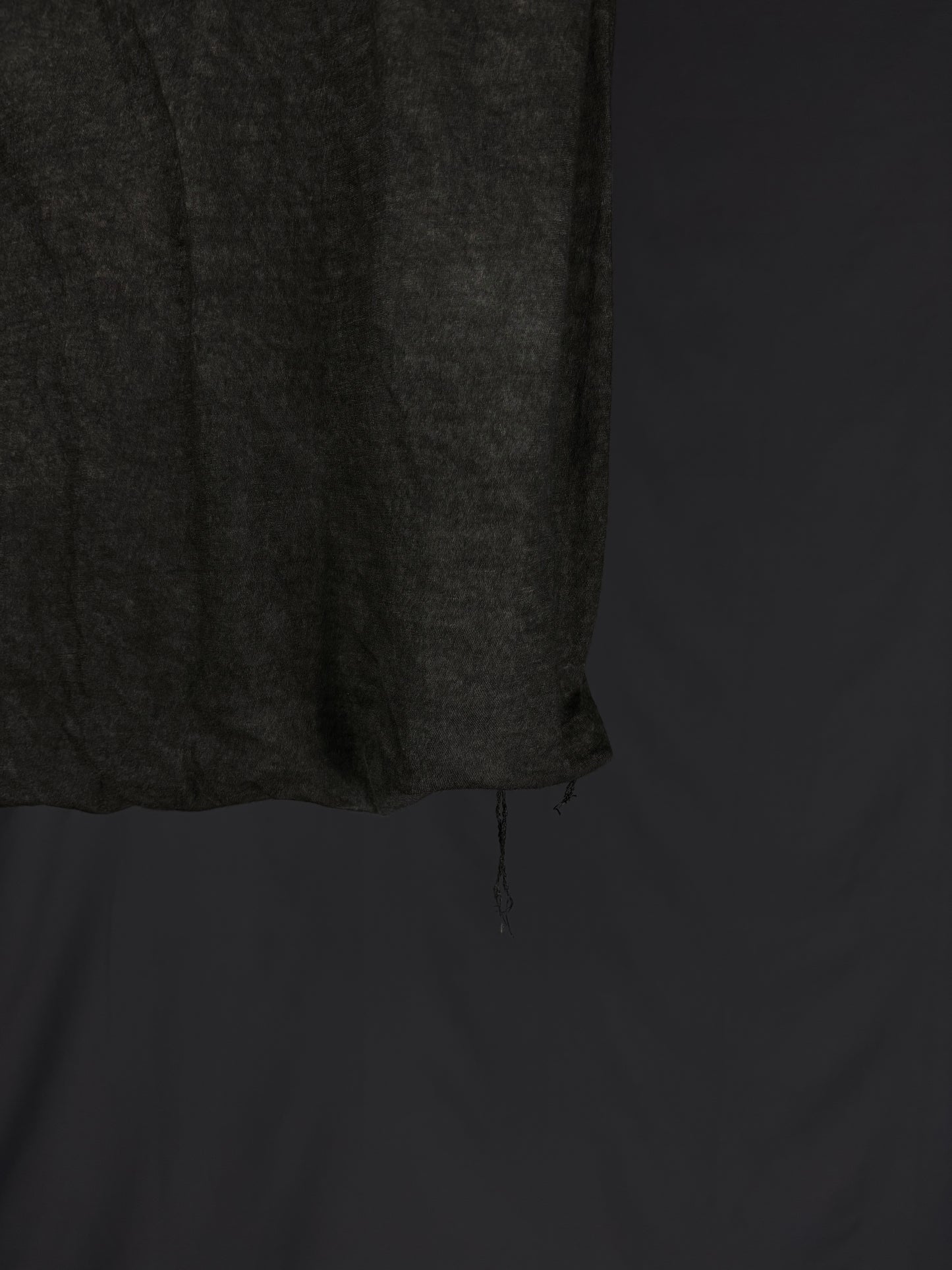 MD75 Anthracite Double Layer Tee – SS26