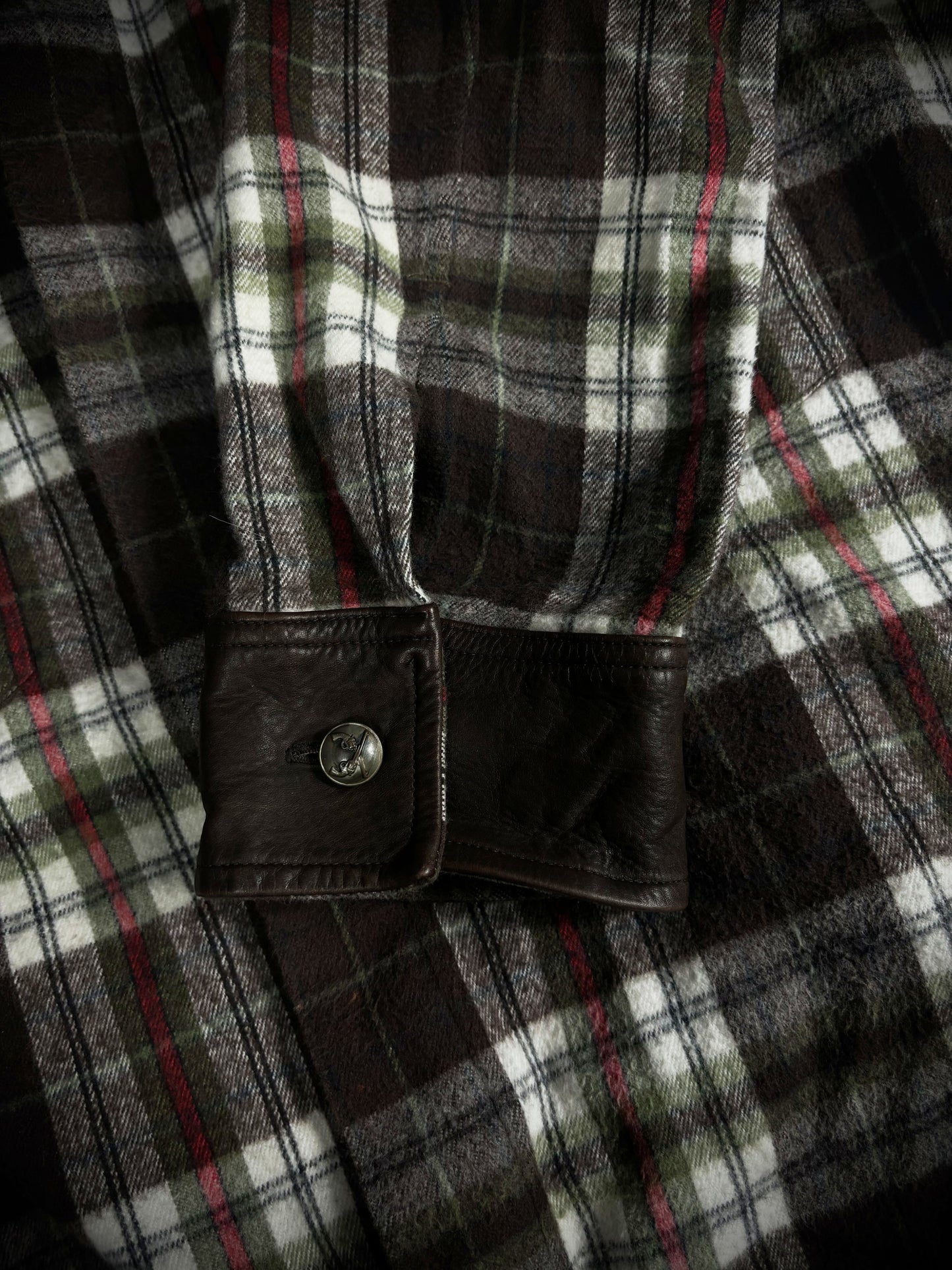 Roarguns Give Peace A Chance Flannel