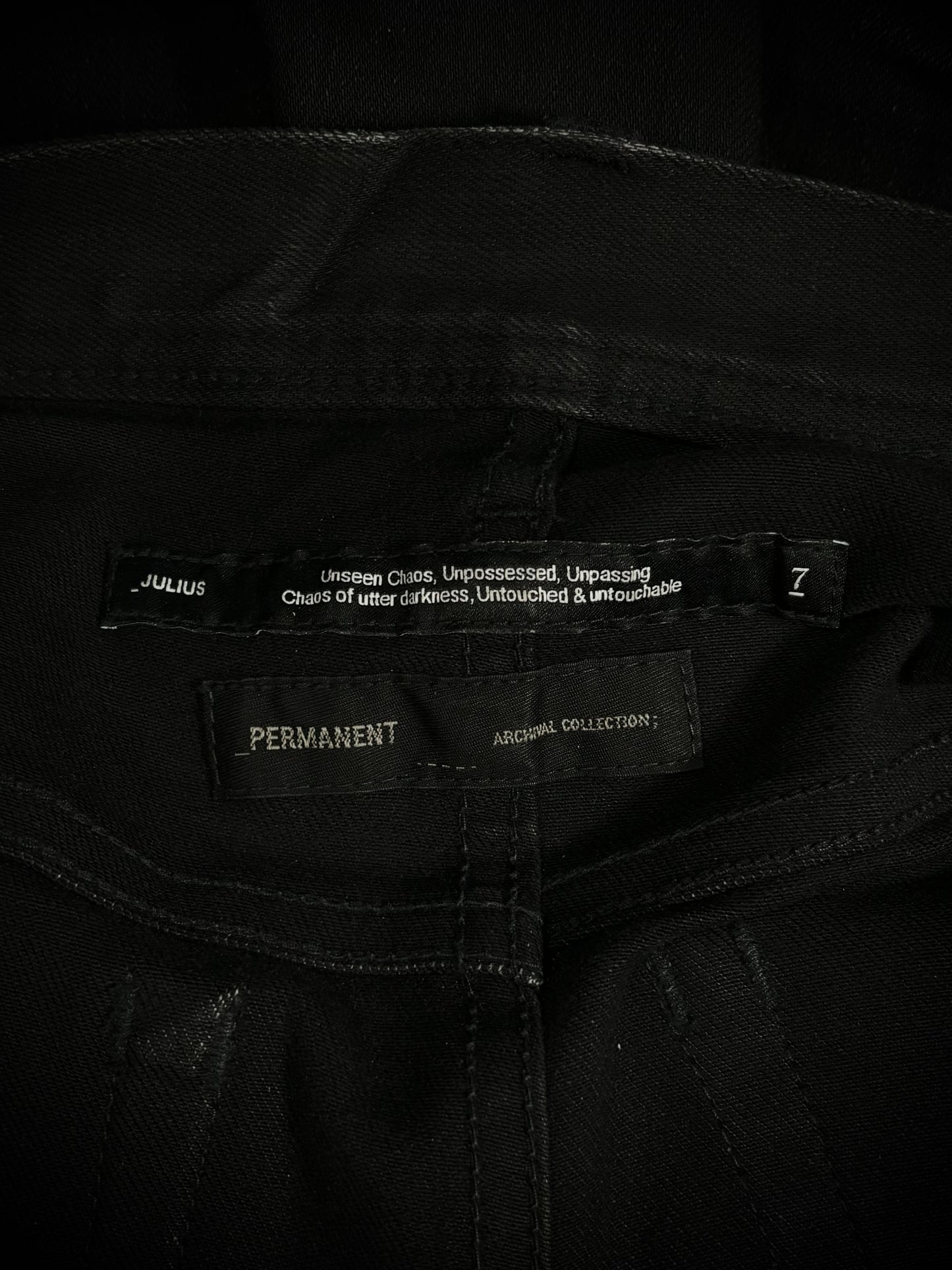 Julius_7 Arced Skinny Stretch Denim – FW23