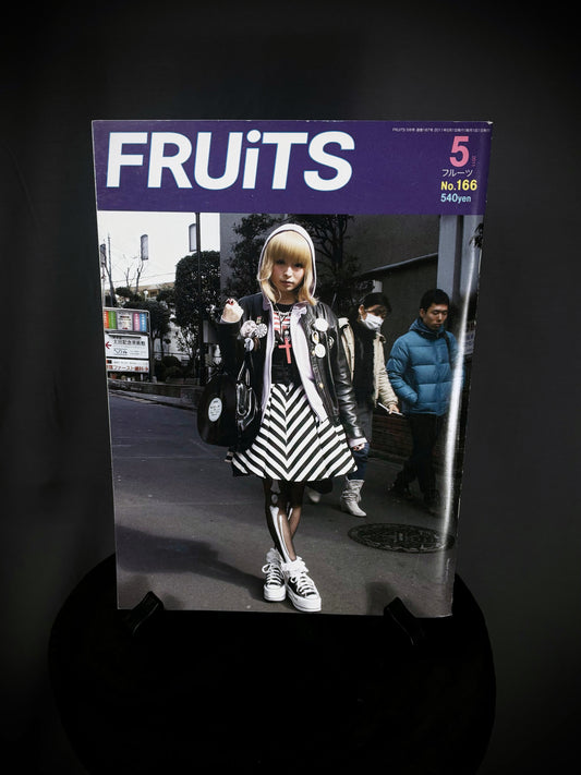 FRUiTS Magazine No.166 May 2011